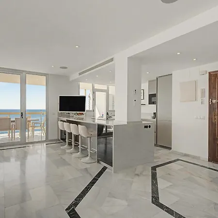 Unique First Line Apartamento Marbella
