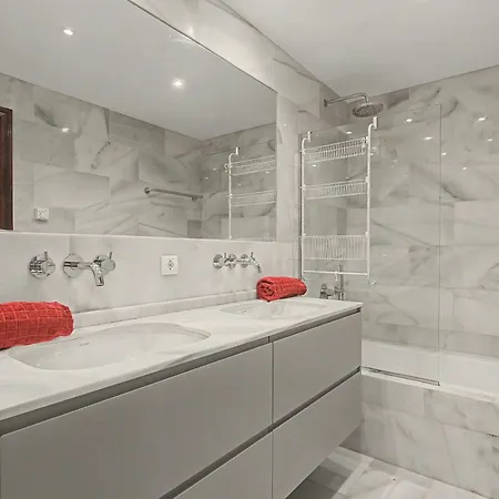 Apartamento Unique First Line