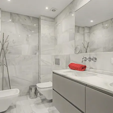Unique First Line Apartamento