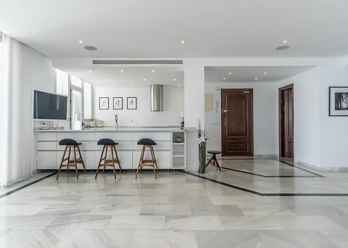 Unique First Line Marbellac