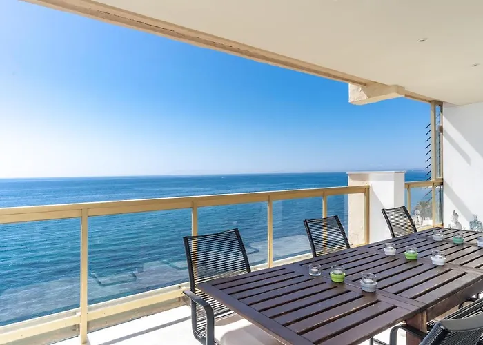 Unique First Line Appartement Marbellac