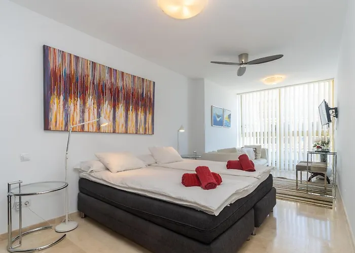 Unique First Line Appartement *